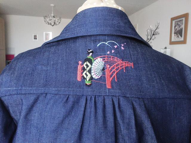 Denim shirt dress - plus embroidery !