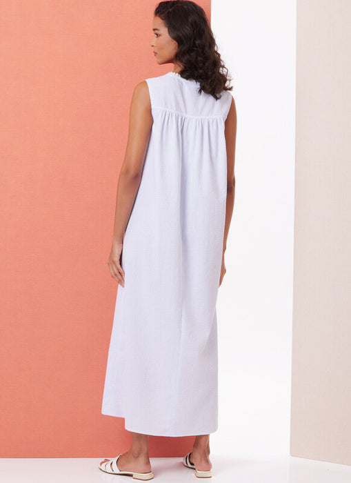 Butterick sewing pattern 7062 Misses' Robe and Nightgown from Jaycotts Sewing Supplies