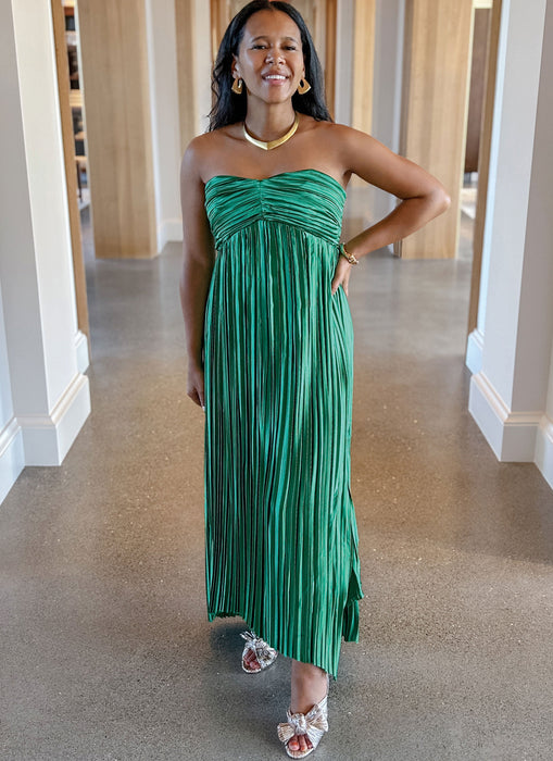 Know Me Sewing Pattern 2111 Misses' Dress by Handmade Millennial from Jaycotts Sewing Supplies