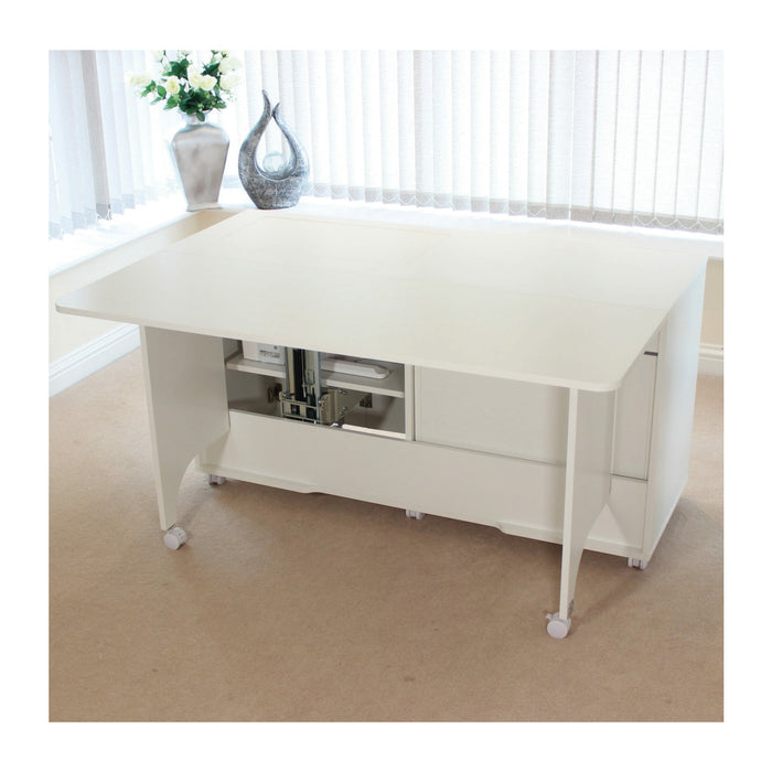 Horn Super Q MK2 cabinet, special offer Free Chair! from Jaycotts Sewing Supplies