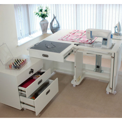 Horn Super Q MK2 cabinet, special offer Free Chair! from Jaycotts Sewing Supplies
