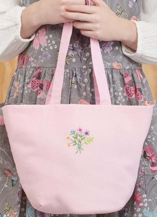 Simplicity sewing pattern 9805 Misses' Pinafore Aprons and Tote by Elaine Heigl Designs from Jaycotts Sewing Supplies
