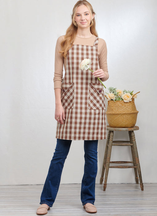Simplicity Sewing Pattern 9938 Misses' Pullover Aprons from Jaycotts Sewing Supplies