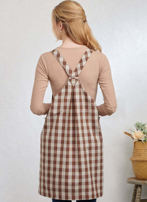 Simplicity Sewing Pattern 9938 Misses' Pullover Aprons from Jaycotts Sewing Supplies