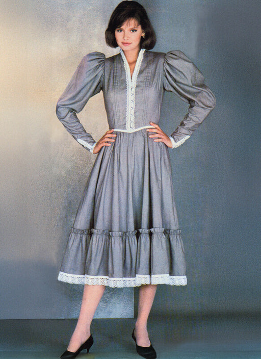 Simplicity Sewing Pattern 3215 Misses' and Miss Petite Fitted Dress in Two Lengths by Gunne Sax by Jessica McClintock from Jaycotts Sewing Supplies