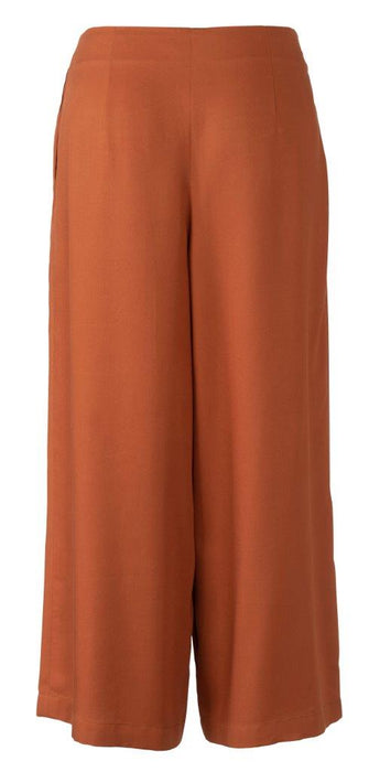Burda Style Pattern 6035 Plus Trousers from Jaycotts Sewing Supplies