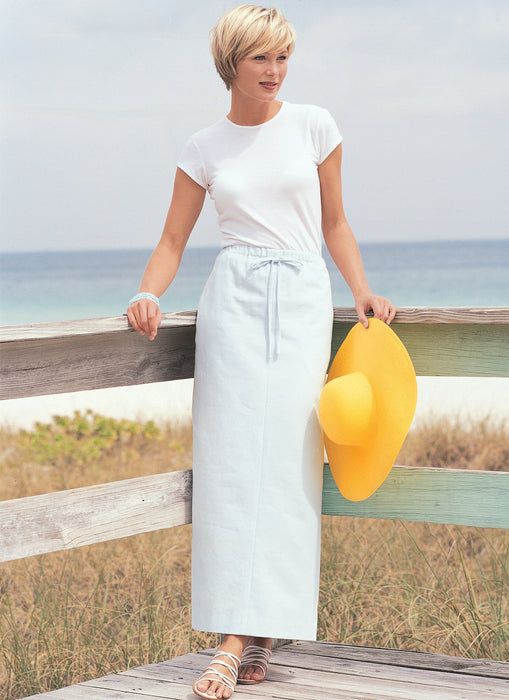 Butterick Sewing Pattern 6742 Misses'/ Petite Elastic-Waist Skirts, Shorts and Pants from Jaycotts Sewing Supplies