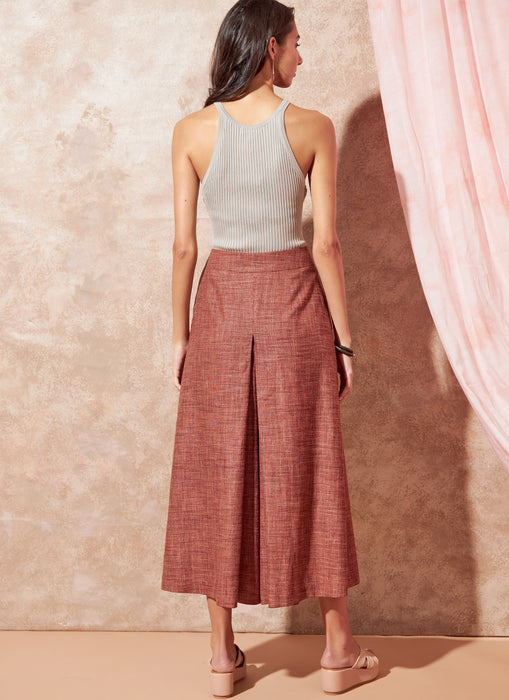 McCall's Sewing Pattern 8260 Misses' Skirt, Shorts and Pants from Jaycotts Sewing Supplies