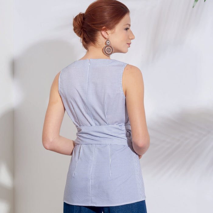 Simplicity Tops Sewing Pattern 8921 from Jaycotts Sewing Supplies