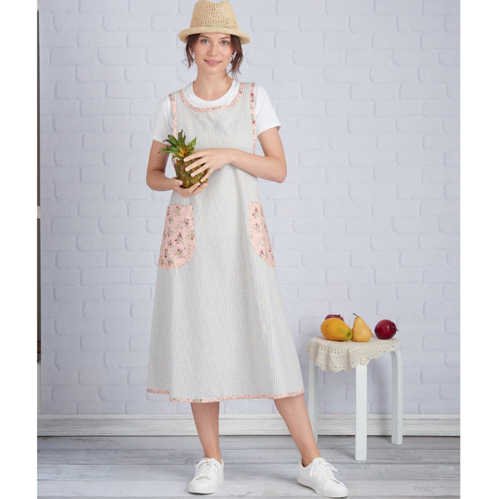 Simplicity Sewing Pattern 9312 Aprons from Jaycotts Sewing Supplies